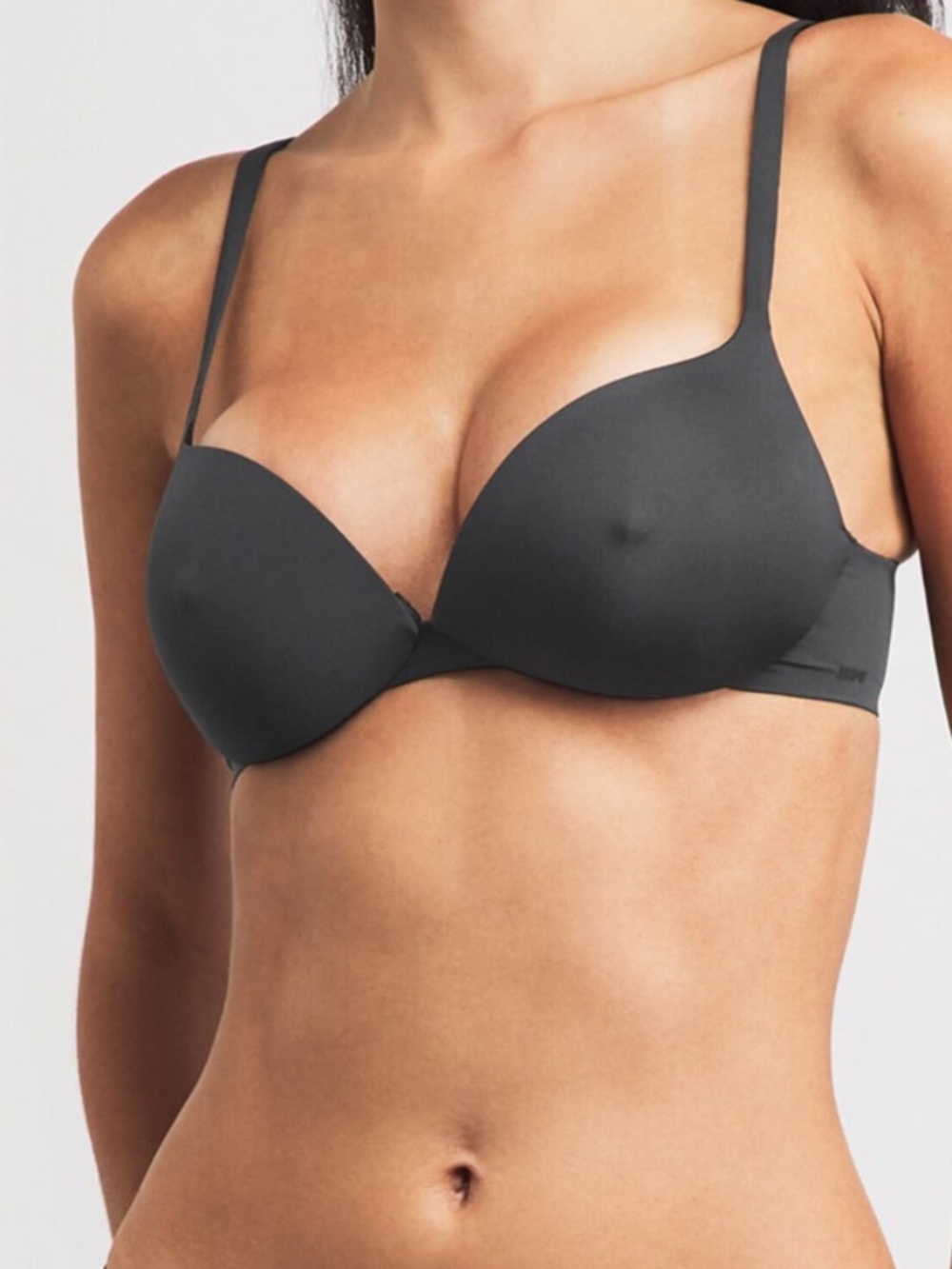 Skims Nipple Bra 34 B NWT
